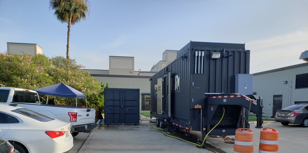 mobile kitchen exterior